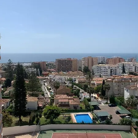 Apartment Bright Apt. With Sea View And Pool Torremolinos